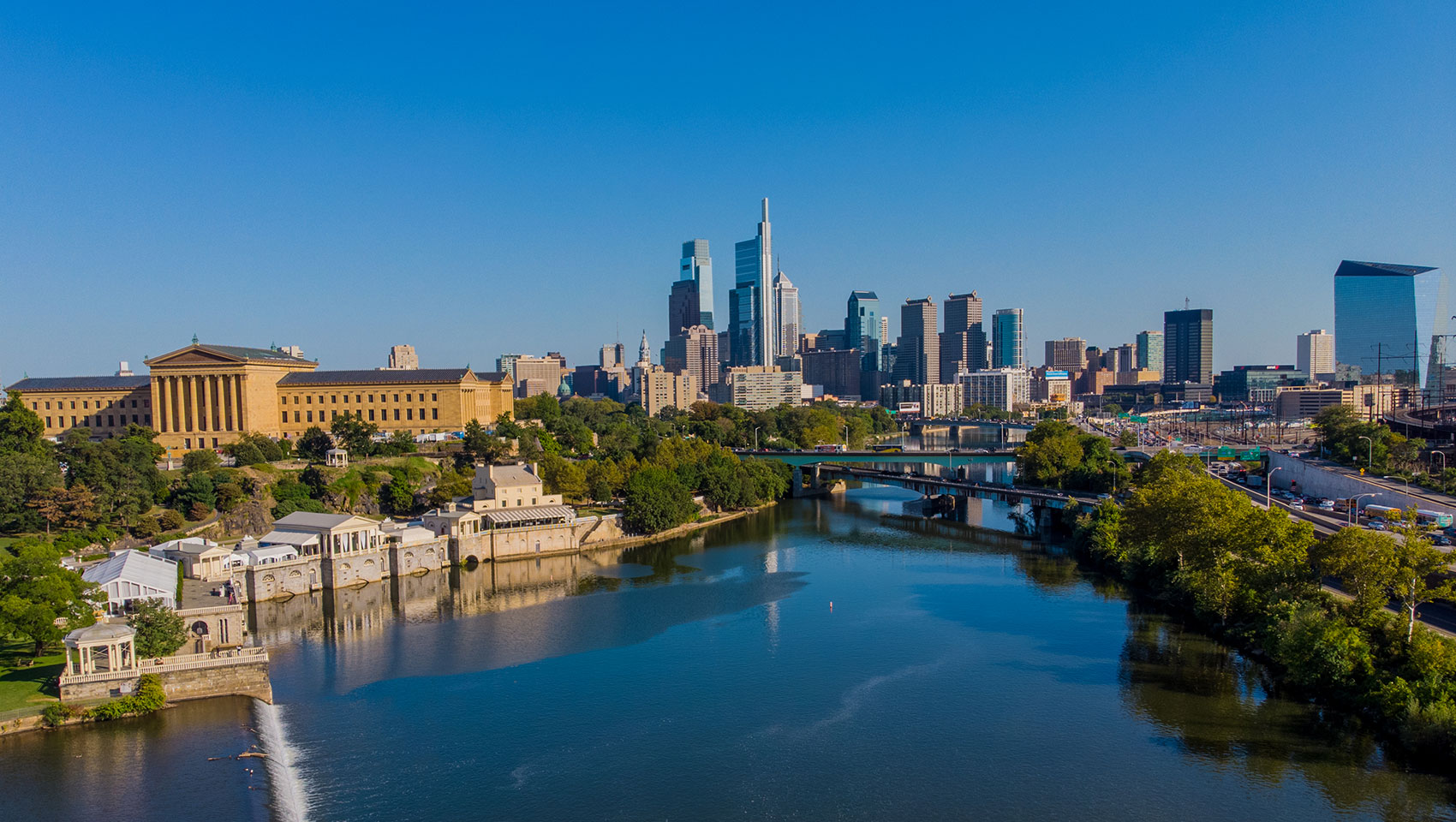 Skyline of downtown Philadelphia, a city serviced by experts in water damage restoration to help homeowners recover quickly